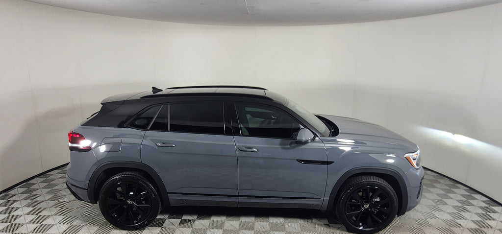 Chrome Delete Black Roof and Powder Coat Black Wheels Package