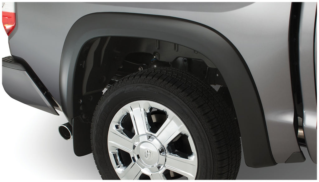 BWRbushwacker_oestyle_rep_rear_onvehicle_30038-02.jpg