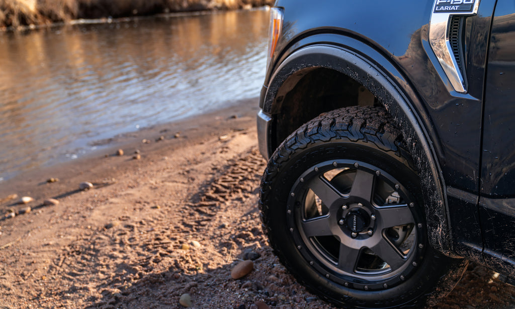 BWRbw_OEstyle_flares_Ford_Front_lifestyle.jpg