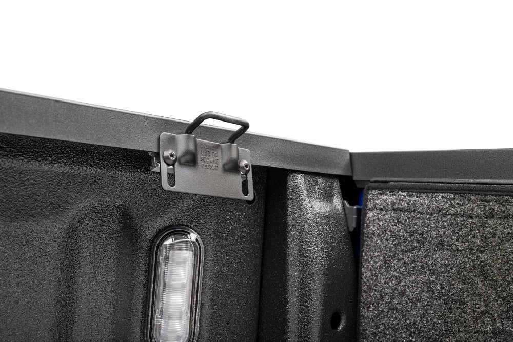 EX_Solid_Fold_ALX_22-F150_Detail_Auto_Lock_02.jpg