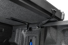 Load image into Gallery viewer, EX_Solid_Fold_ALX_22-F150_Detail_Clamps_06.jpg