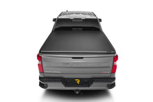 Load image into Gallery viewer, EX_TrifectaEseries_19Silverado_RearHeadOn_Closed_RT.jpg