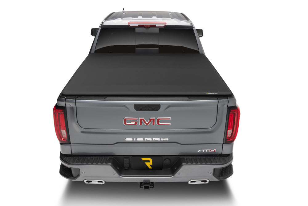 EX_TrifectaSigSeries_20Sierra_RearHeadOn_Closed_RT.jpg