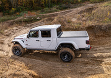 Load image into Gallery viewer, NFBNFB_JeepGldtr_2020_TX_TrailSlider_Dirt_01.jpg