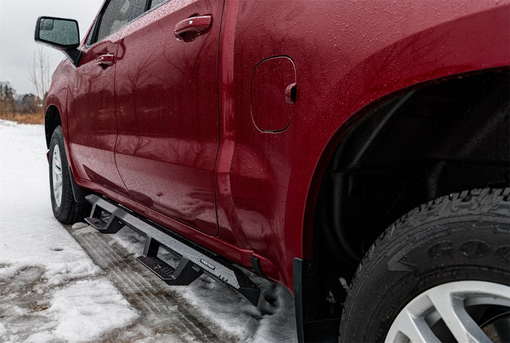NFBn-fab-epyx-steps-2019-chevrolet-silverado-red-snow-lifestyle-02.jpg