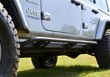 Load image into Gallery viewer, NFBnfab_trailslider_lifestyle_detail_jeepjl_101420.jpg