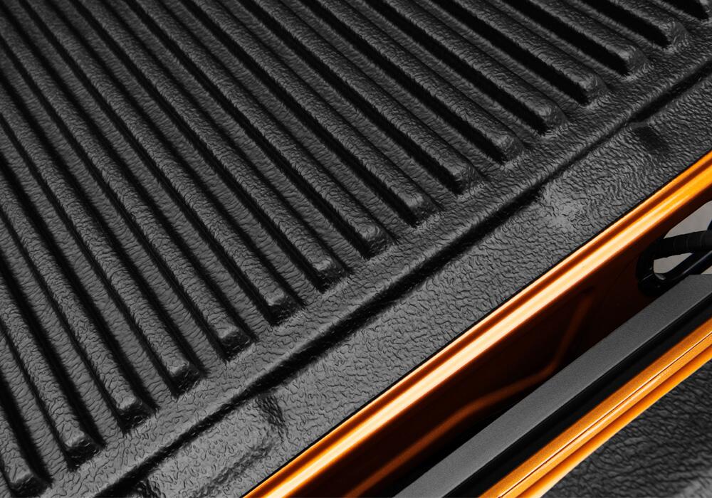 RL_DropInUnderRailLiner_19Ranger_BedTGGapDetail.jpg