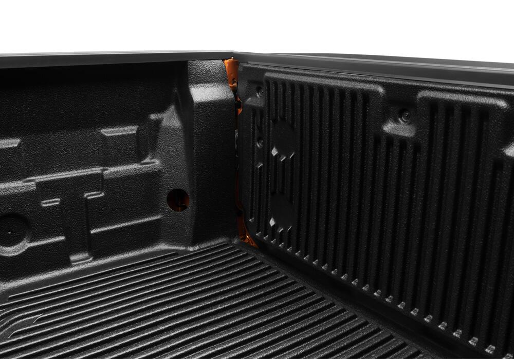 RL_DropInUnderRailLiner_19Ranger_ClosedCornerDetail.jpg