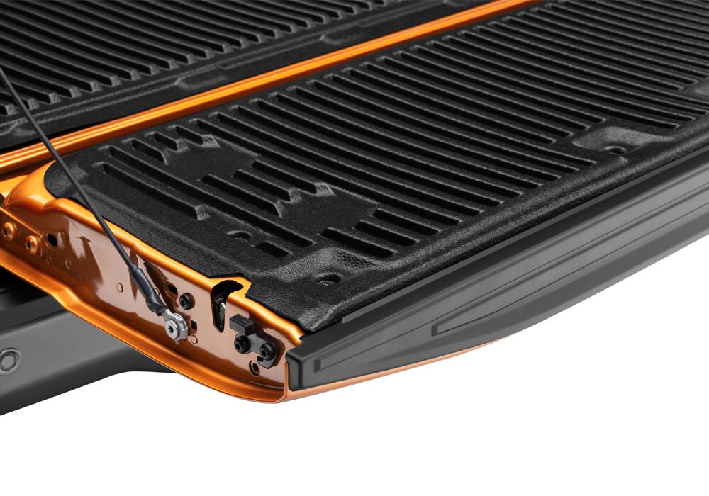 RL_DropInUnderRailLiner_19Ranger_TGDetail.jpg