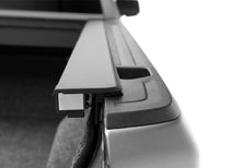 Load image into Gallery viewer, RNL_M-Series_20GMC-Sierra_Details_04_Rail.jpg
