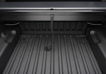 Load image into Gallery viewer, RNL_M-Series_22Maverick_open-bed_Detail_05.jpg