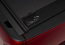 Load image into Gallery viewer, RX_OneMX_GMC-Canyon17_Details_01KeyLock.jpg