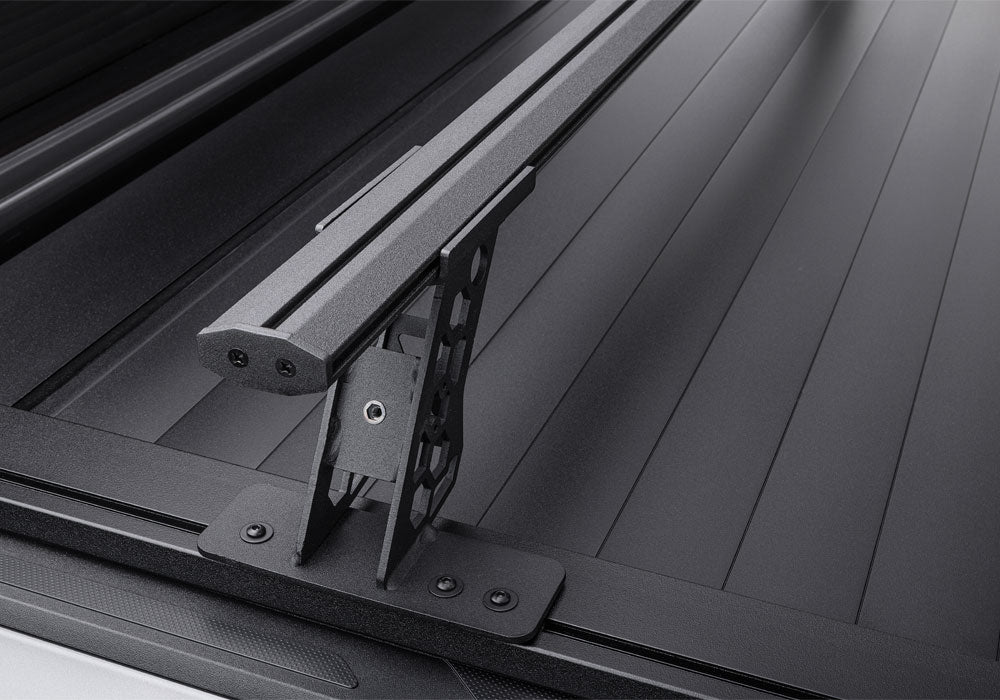 retrax-go-rhino-retraxpro-xr-xrs-bed-cross-rails-2022-tundra-ov-194.jpg