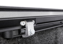 Load image into Gallery viewer, retrax-go-rhino-retraxpro-xr-xrs-bed-cross-rails-2022-tundra-ov-200.jpg